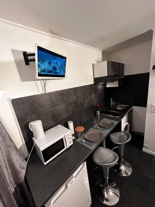 Superbe Studio Avec Piscine Ext Antibes Bagian luar foto
